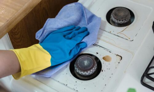 Jak wyczyścić piekarnik i kuchenkę?