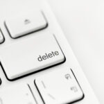 klawisz delete na klawiaturze