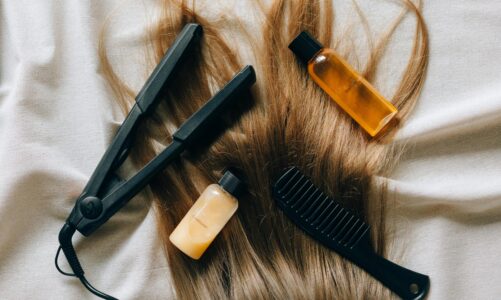 Codzienne nawyki, które pomagają utrzymać zdrowie włosów