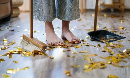 5 trików na szybkie posprzątanie domu przed wizytą gości